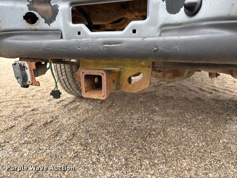 image for item FB3435 2002 Ford F250 Super Duty Crew Cab pickup truck