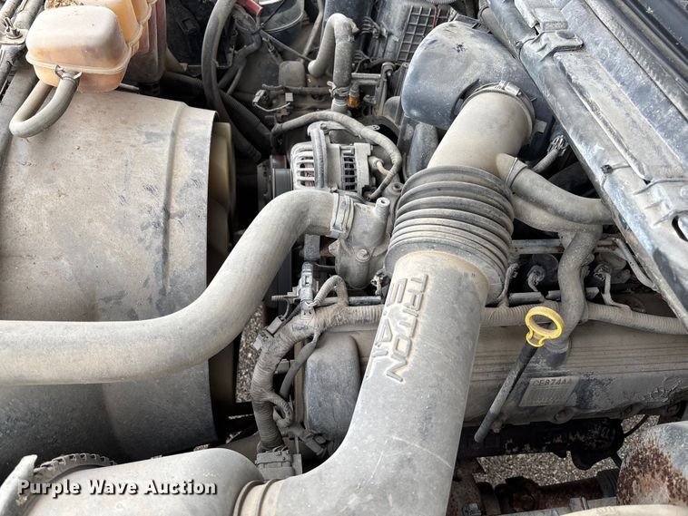 image for item FB3435 2002 Ford F250 Super Duty Crew Cab pickup truck