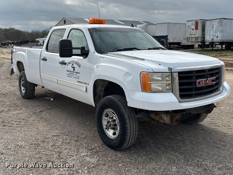 image for item FB3436 2008 GMC Sierra 3500HD Crew Cab pickup truck
