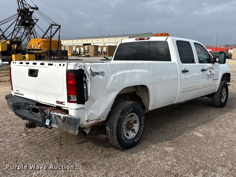 image for item FB3436 2008 GMC Sierra 3500HD Crew Cab pickup truck