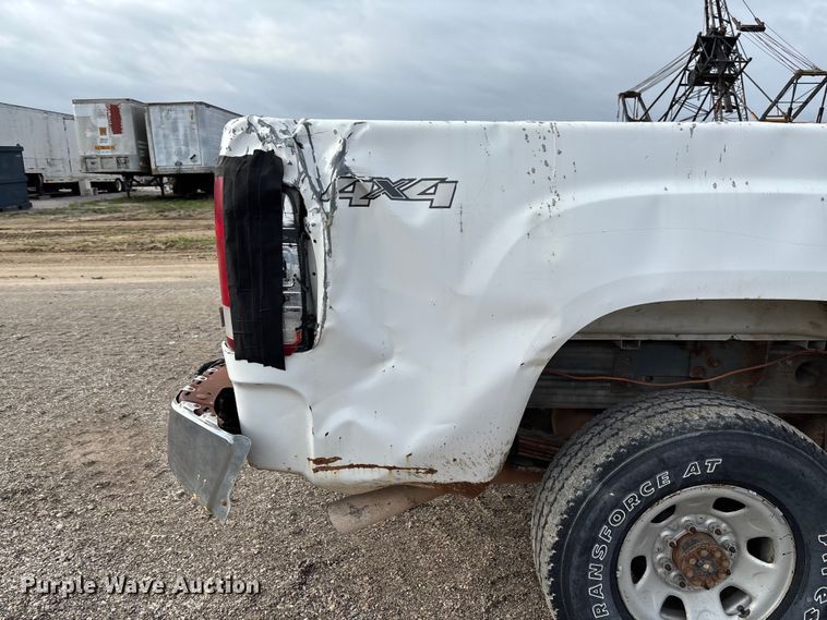 image for item FB3436 2008 GMC Sierra 3500HD Crew Cab pickup truck