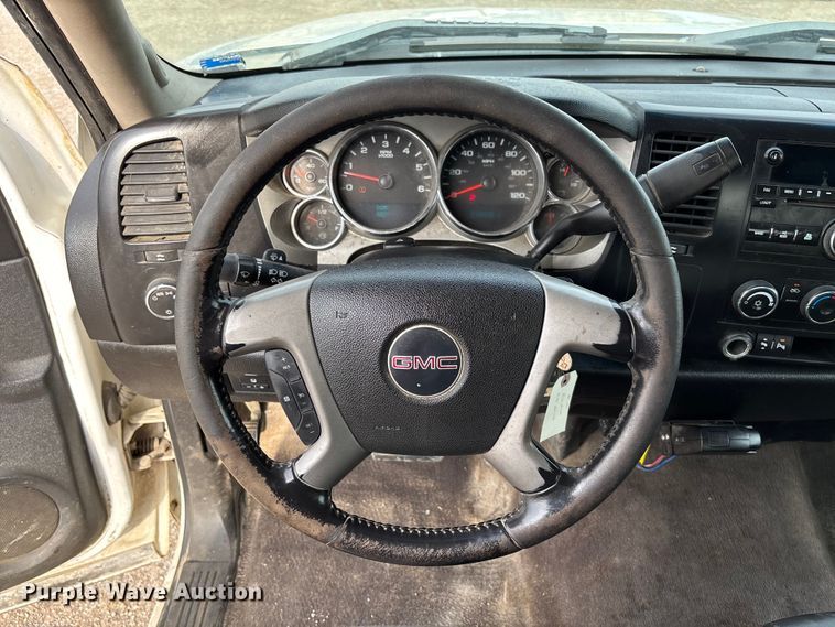 image for item FB3436 2008 GMC Sierra 3500HD Crew Cab pickup truck