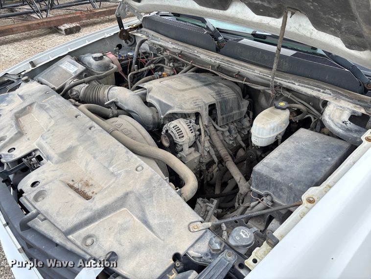 image for item FB3436 2008 GMC Sierra 3500HD Crew Cab pickup truck
