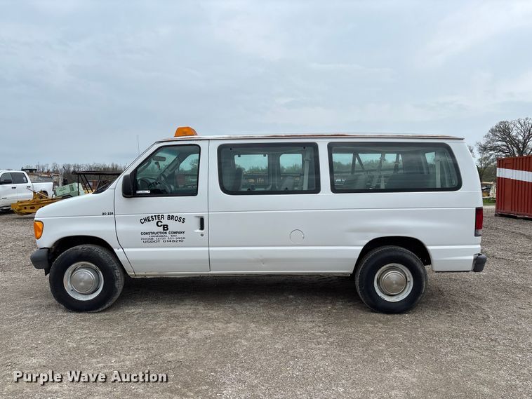 image for item FB3437 2006 Ford E350 van