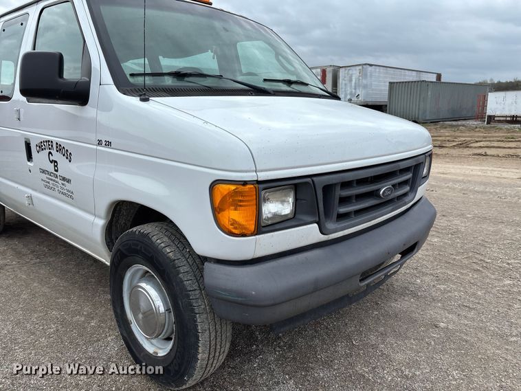 image for item FB3437 2006 Ford E350 van