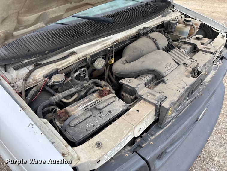 image for item FB3437 2006 Ford E350 van