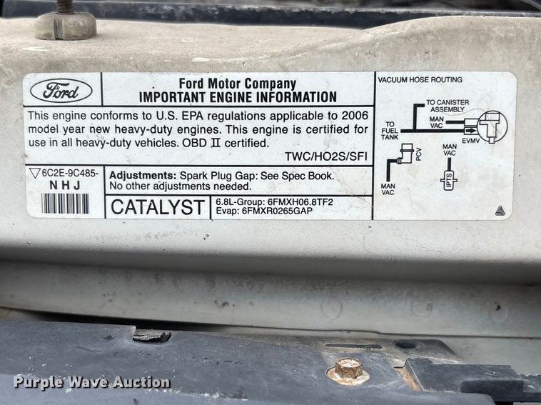 image for item FB3437 2006 Ford E350 van