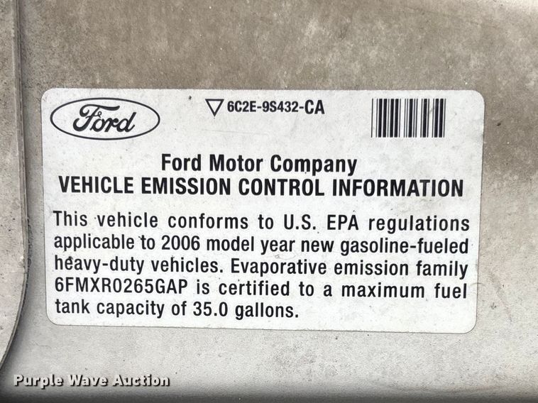 image for item FB3437 2006 Ford E350 van