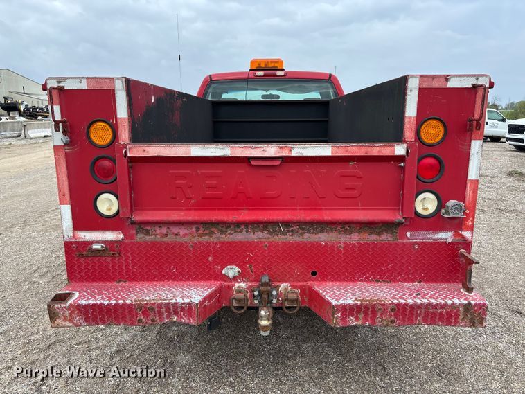 image for item FB3438 2003 GMC Sierra 2500HD utility bed pickup truck