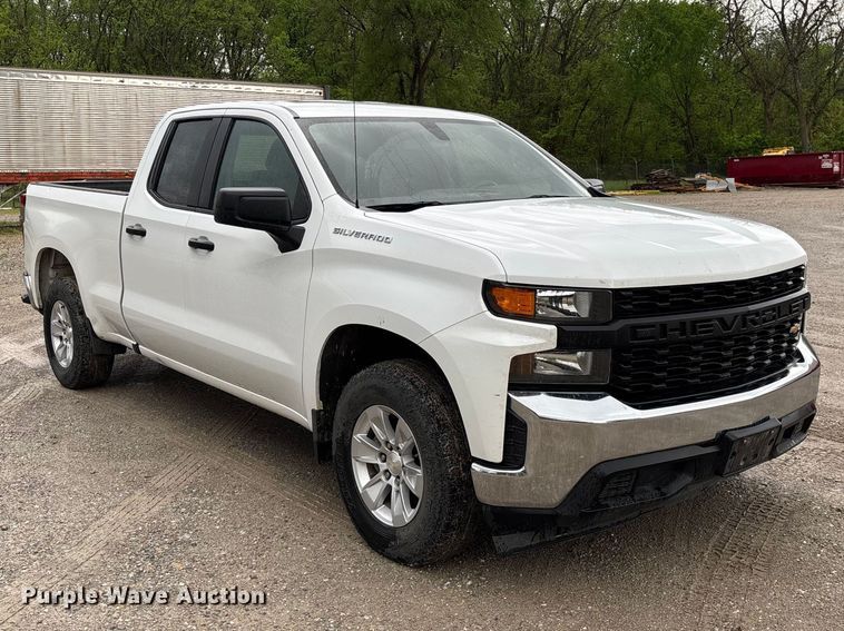 image for item FB3445 2019 Chevrolet Silverado 1500 Ext. Cab pickup truck