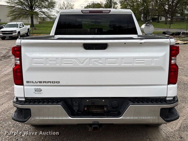 image for item FB3445 2019 Chevrolet Silverado 1500 Ext. Cab pickup truck