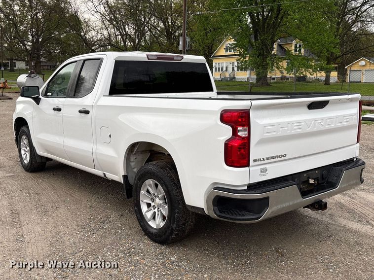 image for item FB3445 2019 Chevrolet Silverado 1500 Ext. Cab pickup truck