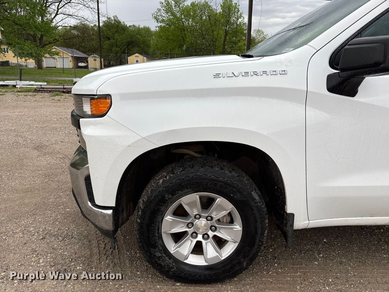 image for item FB3445 2019 Chevrolet Silverado 1500 Ext. Cab pickup truck