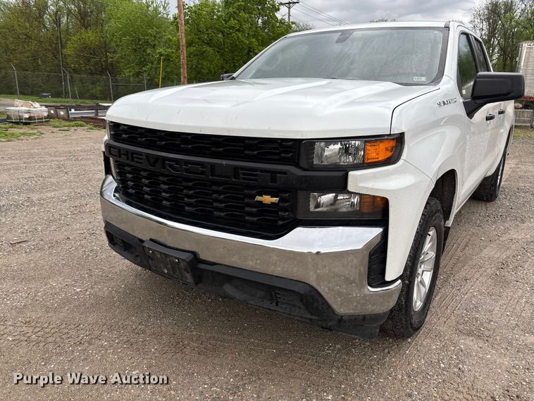 image for item FB3445 2019 Chevrolet Silverado 1500 Ext. Cab pickup truck
