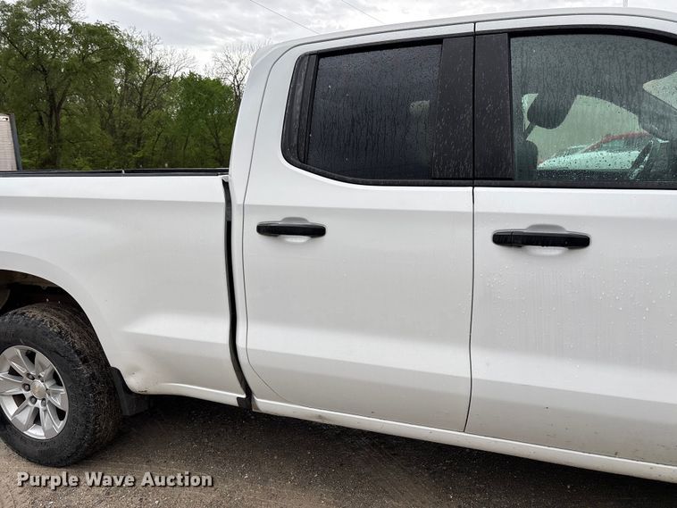 image for item FB3445 2019 Chevrolet Silverado 1500 Ext. Cab pickup truck