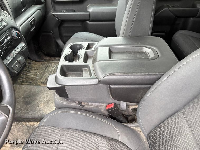 image for item FB3445 2019 Chevrolet Silverado 1500 Ext. Cab pickup truck