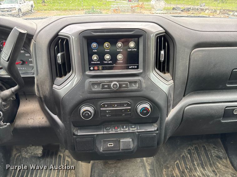 image for item FB3445 2019 Chevrolet Silverado 1500 Ext. Cab pickup truck