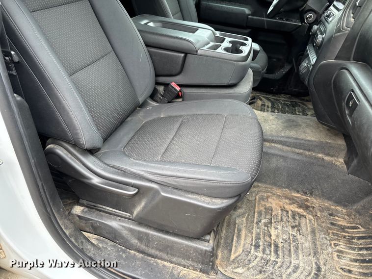 image for item FB3445 2019 Chevrolet Silverado 1500 Ext. Cab pickup truck