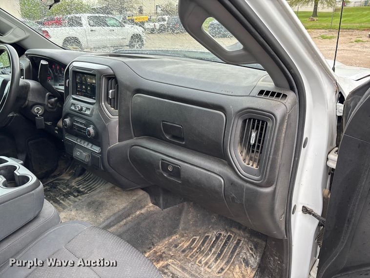 image for item FB3445 2019 Chevrolet Silverado 1500 Ext. Cab pickup truck