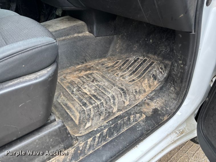 image for item FB3445 2019 Chevrolet Silverado 1500 Ext. Cab pickup truck