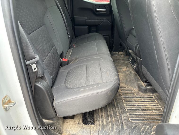 image for item FB3445 2019 Chevrolet Silverado 1500 Ext. Cab pickup truck