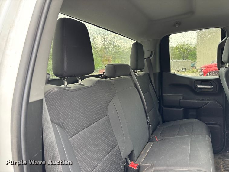 image for item FB3445 2019 Chevrolet Silverado 1500 Ext. Cab pickup truck