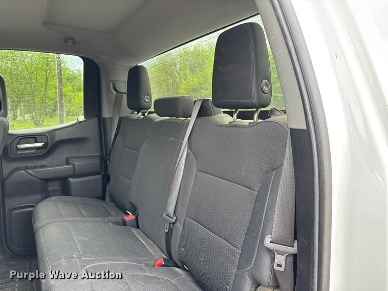 image for item FB3445 2019 Chevrolet Silverado 1500 Ext. Cab pickup truck