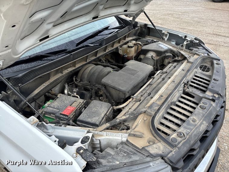 image for item FB3445 2019 Chevrolet Silverado 1500 Ext. Cab pickup truck