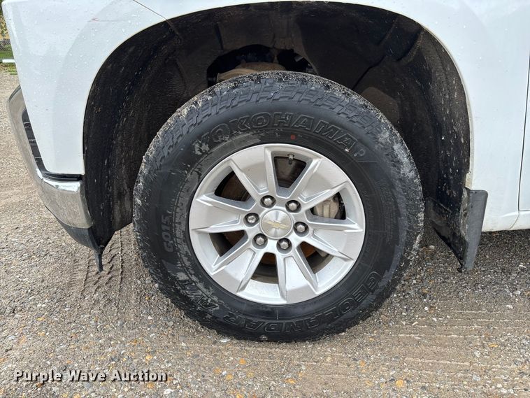 image for item FB3445 2019 Chevrolet Silverado 1500 Ext. Cab pickup truck