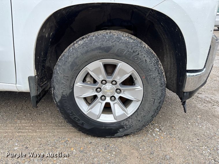 image for item FB3445 2019 Chevrolet Silverado 1500 Ext. Cab pickup truck