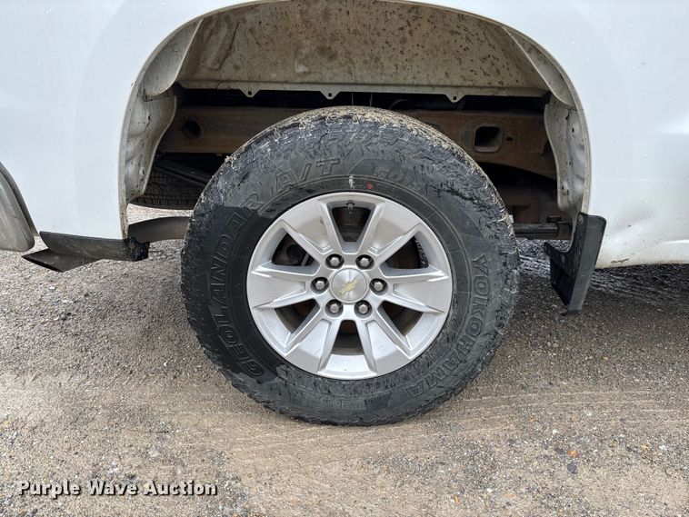 image for item FB3445 2019 Chevrolet Silverado 1500 Ext. Cab pickup truck