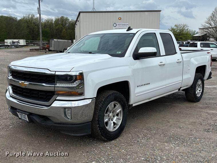 image for item FB3446 2018 Chevrolet Silverado 1500 Ext. Cab pickup truck