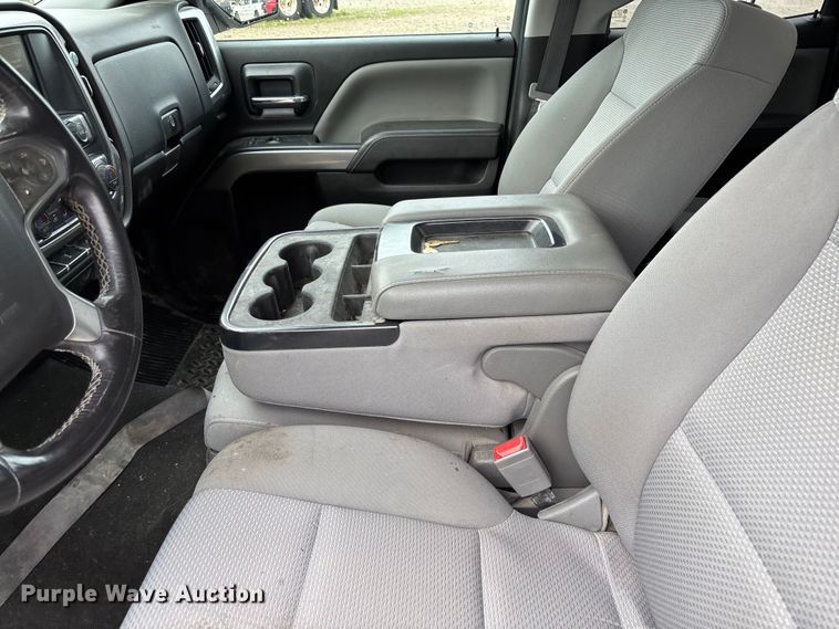 image for item FB3446 2018 Chevrolet Silverado 1500 Ext. Cab pickup truck