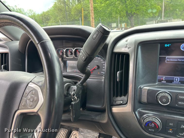 image for item FB3446 2018 Chevrolet Silverado 1500 Ext. Cab pickup truck