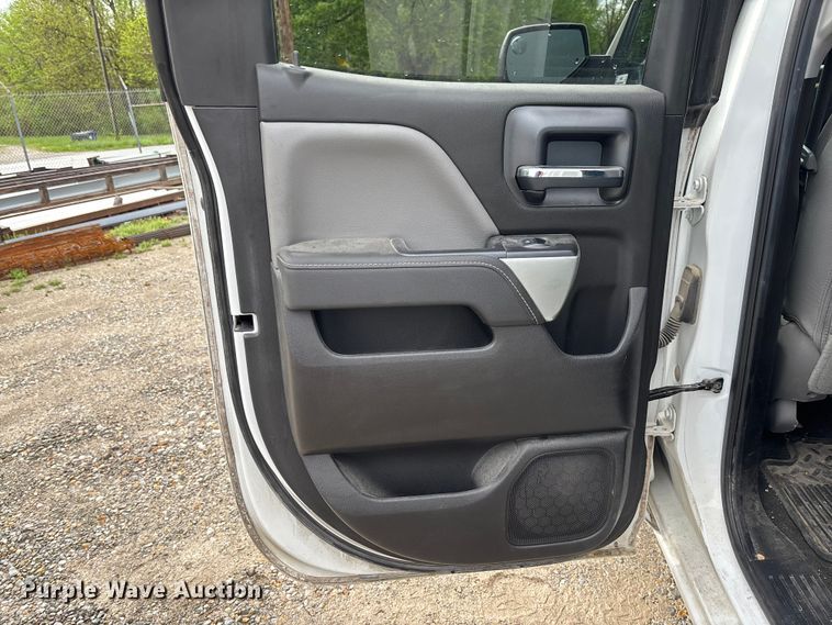 image for item FB3446 2018 Chevrolet Silverado 1500 Ext. Cab pickup truck