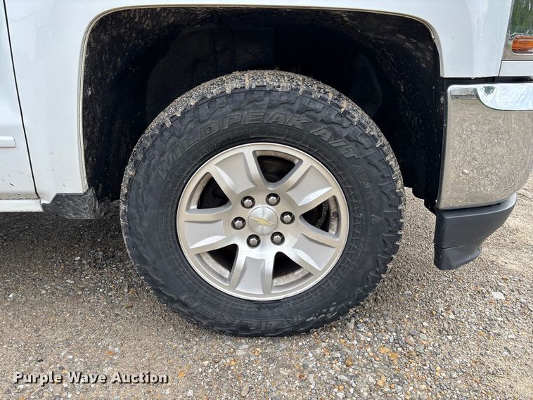 image for item FB3446 2018 Chevrolet Silverado 1500 Ext. Cab pickup truck