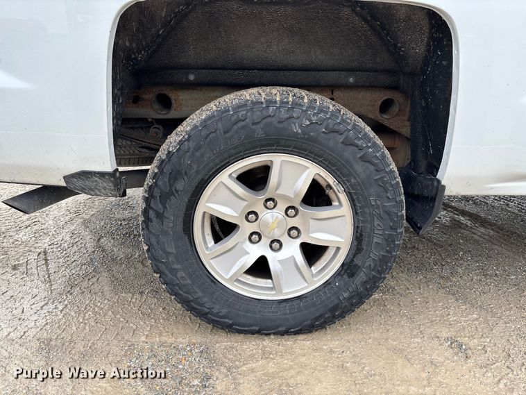 image for item FB3446 2018 Chevrolet Silverado 1500 Ext. Cab pickup truck