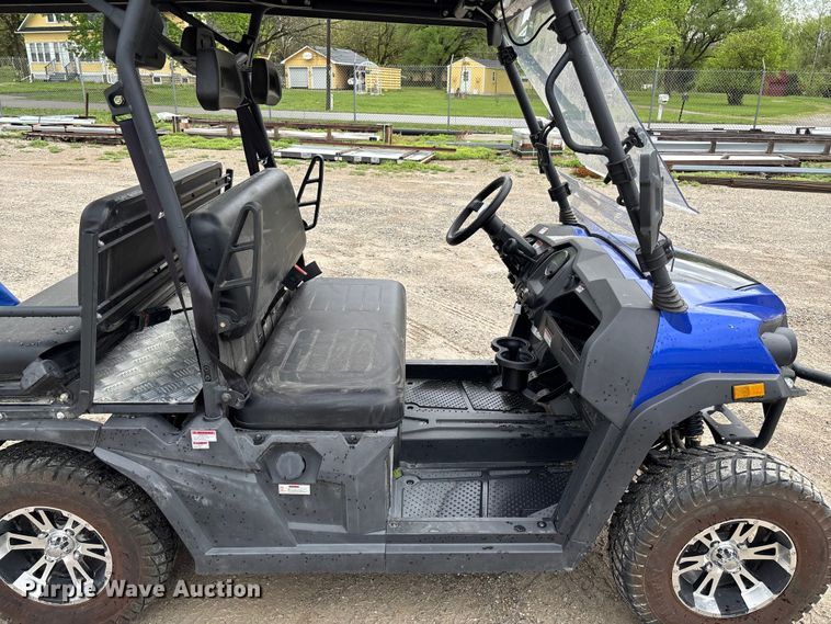 image for item FB3447 2021 Liangzi Rover 200 golf cart