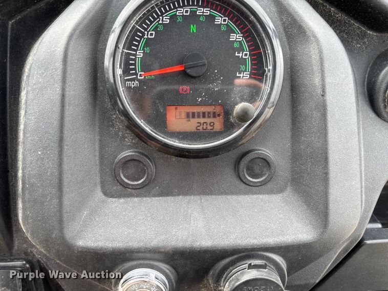 image for item FB3447 2021 Liangzi Rover 200 golf cart