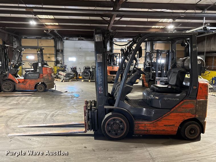 image for item FB5531 Toyota 8FGCU25 forklift