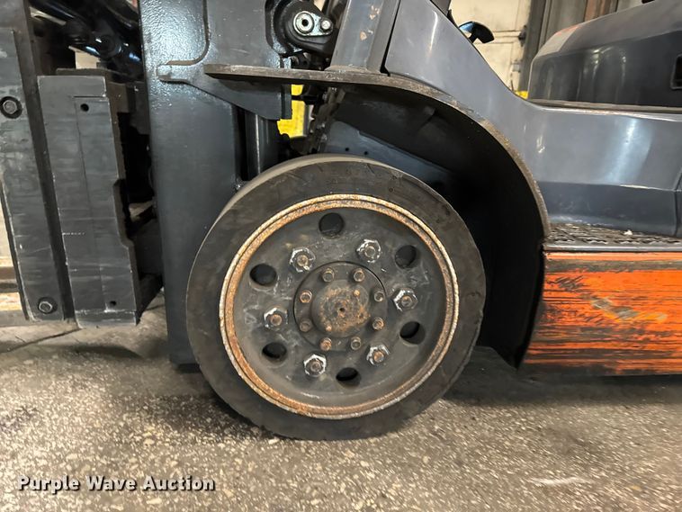 image for item FB5541 Toyota 8FGCU25 forklift