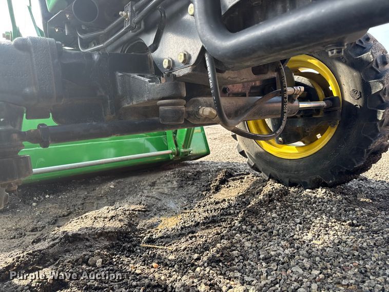 image for item FB5702 2008 John Deere 3203 MFWD tractor