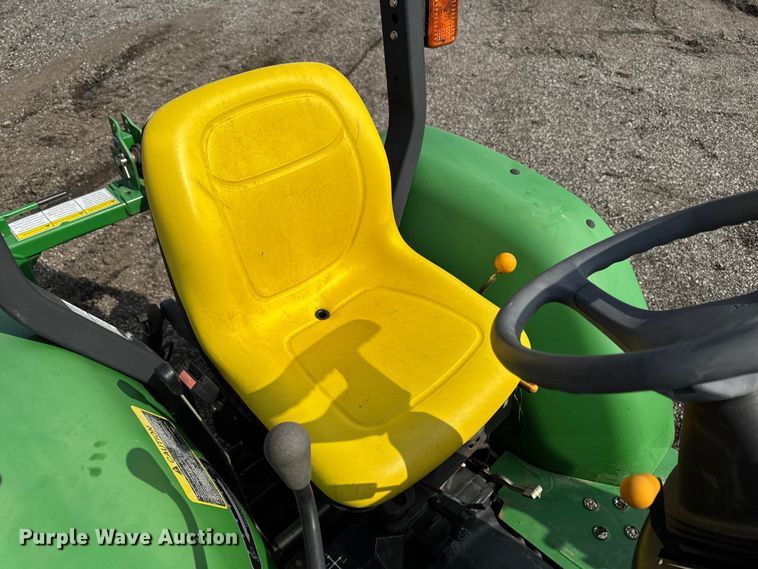 image for item FB5702 2008 John Deere 3203 MFWD tractor