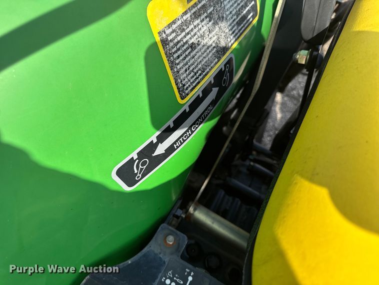 image for item FB5702 2008 John Deere 3203 MFWD tractor