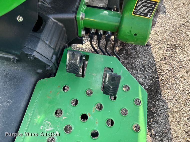 image for item FB5702 2008 John Deere 3203 MFWD tractor