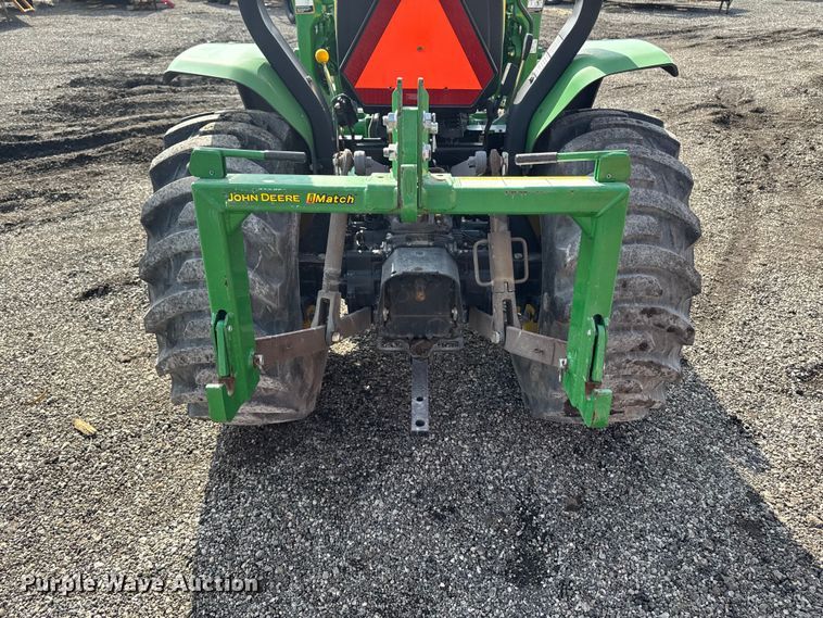 image for item FB5702 2008 John Deere 3203 MFWD tractor