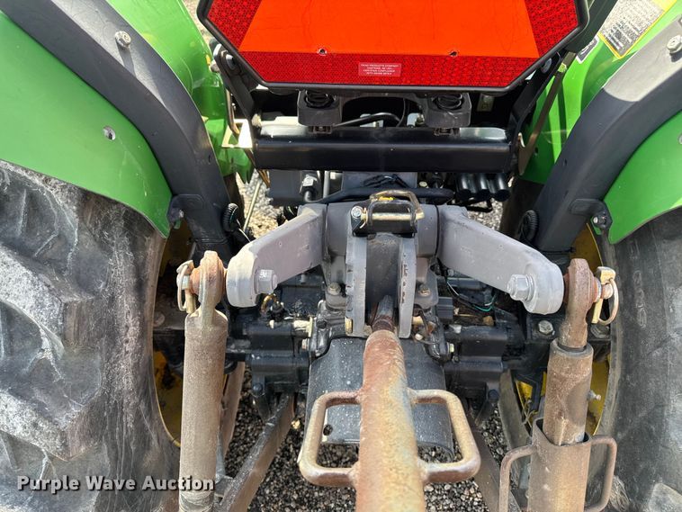 image for item FB5702 2008 John Deere 3203 MFWD tractor