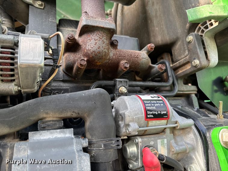 image for item FB5702 2008 John Deere 3203 MFWD tractor