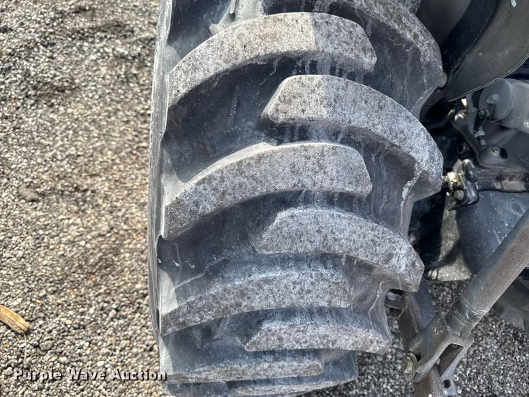 image for item FB5702 2008 John Deere 3203 MFWD tractor