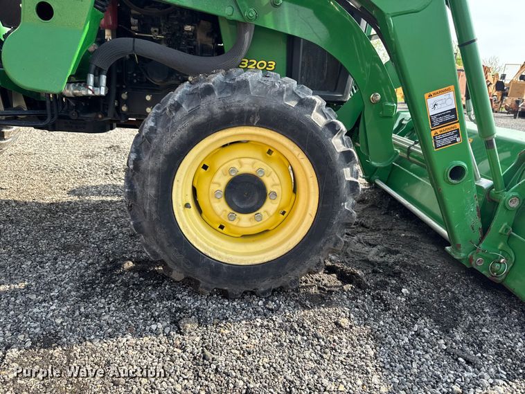 image for item FB5702 2008 John Deere 3203 MFWD tractor